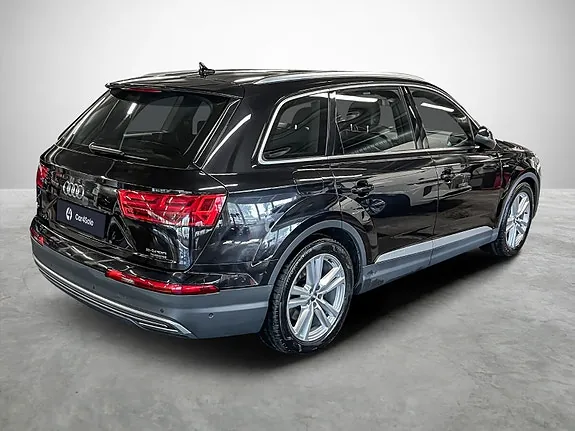 Audi Q7 2018 photo 5