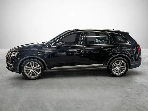 Audi Q7 2018 photo 2