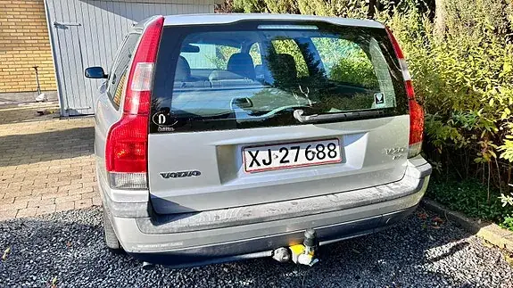 Volvo V70 2005 photo 2
