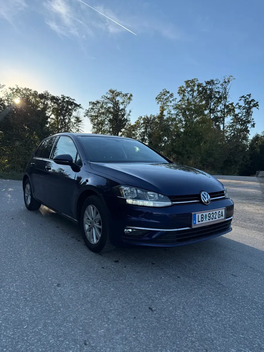 Volkswagen Golf 2019 photo 2