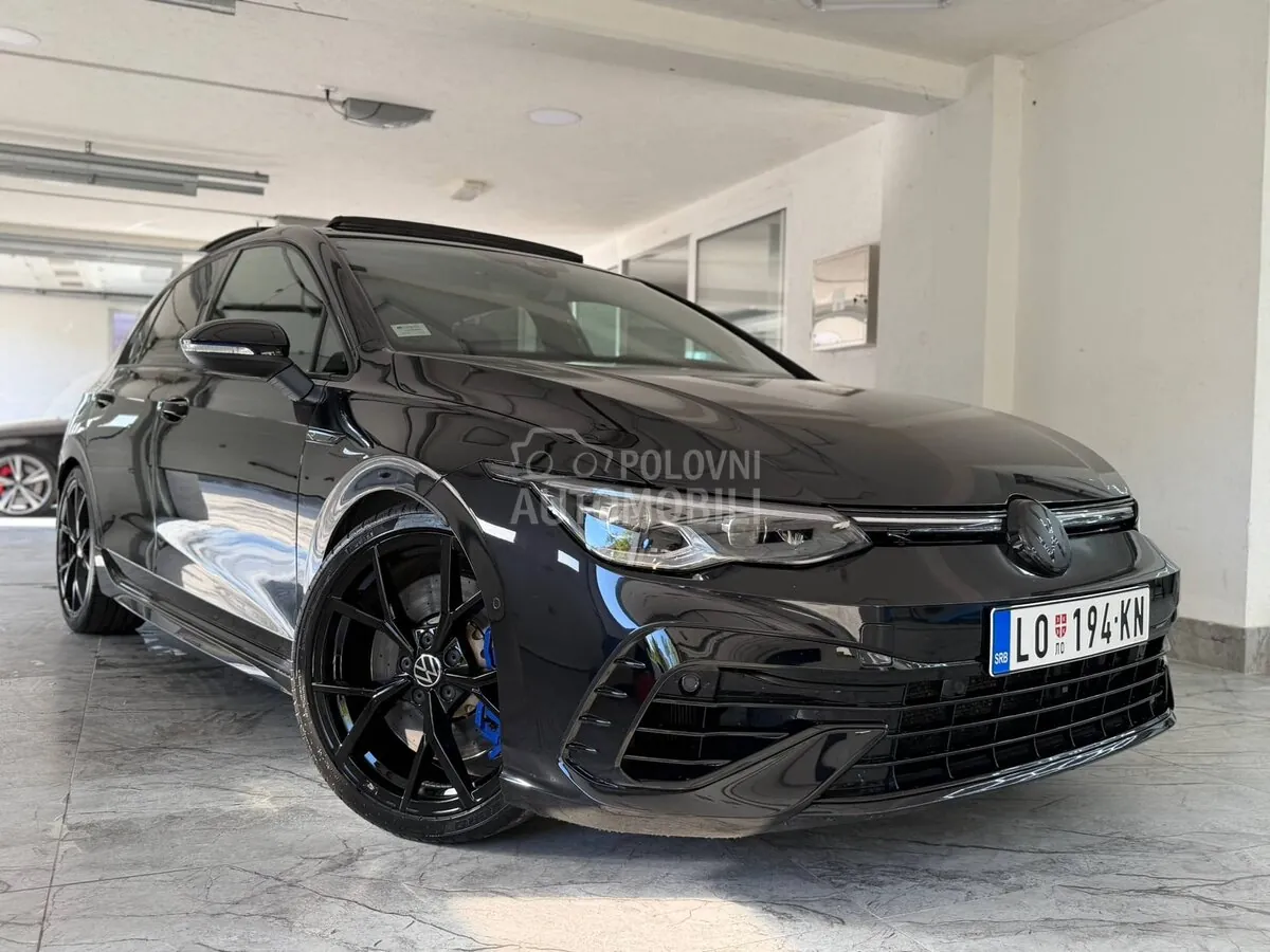Volkswagen Golf 8