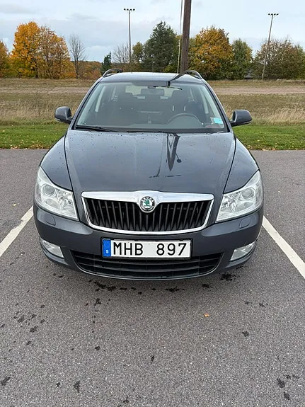 Skoda Octavia 2012 photo 3