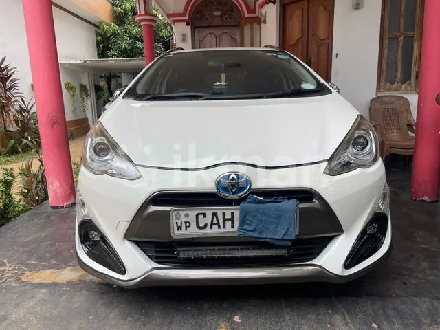 Toyota Aqua 2015 photo 3