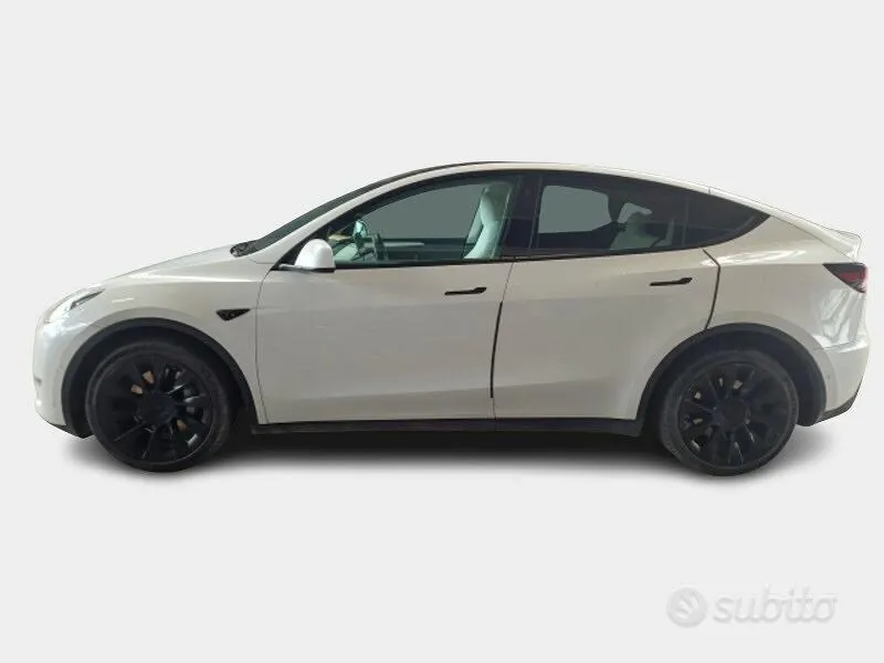 Tesla Model Y 2022 photo 5