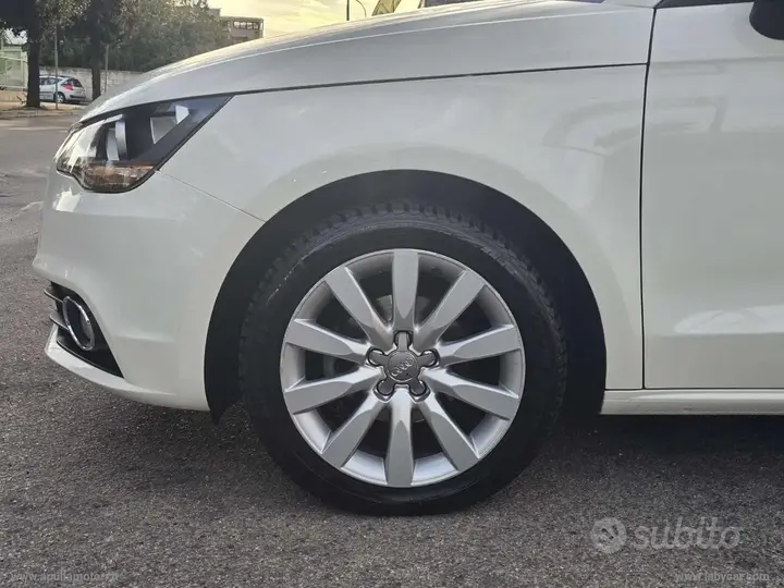 Audi A1 2014 photo 5