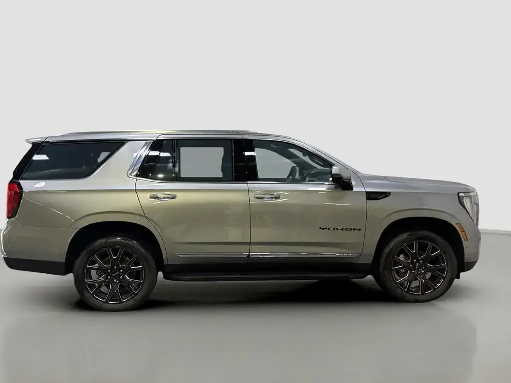 GMC Yukon 2026 photo 2