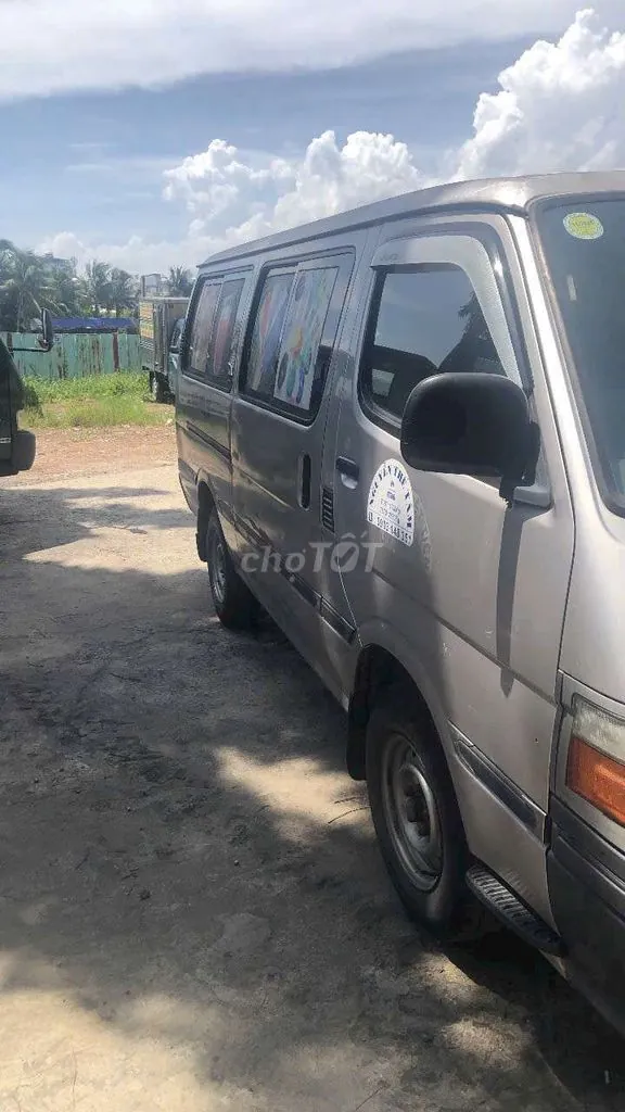 Toyota Avanza photo 2