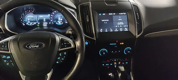 Ford Galaxy 2018 photo 3