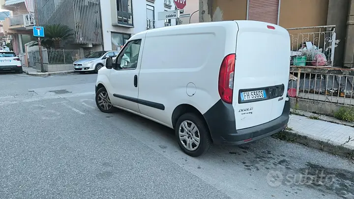 Fiat Doblo 2017 photo 2