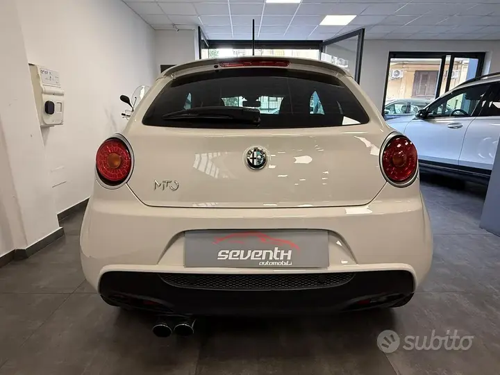 Alfa Romeo Mito 2011 photo 5