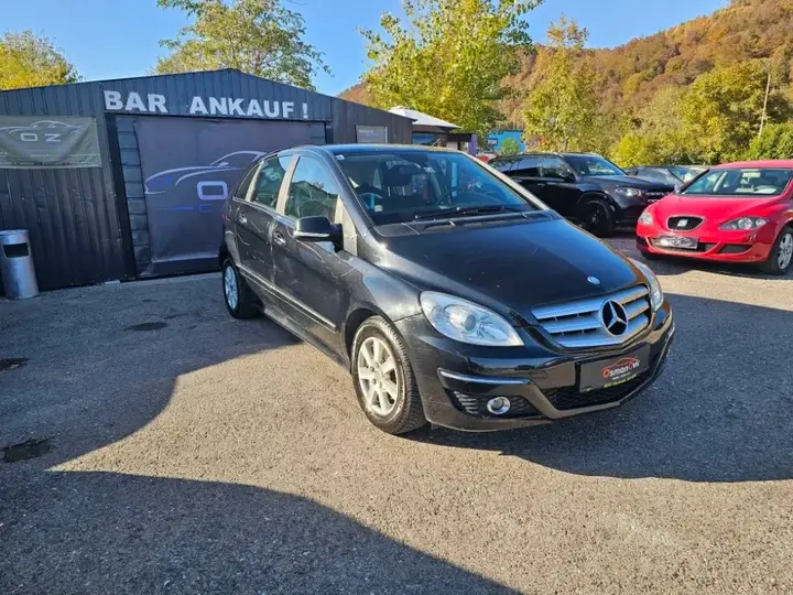 Mercedes-Benz B-Class 2009 photo 3