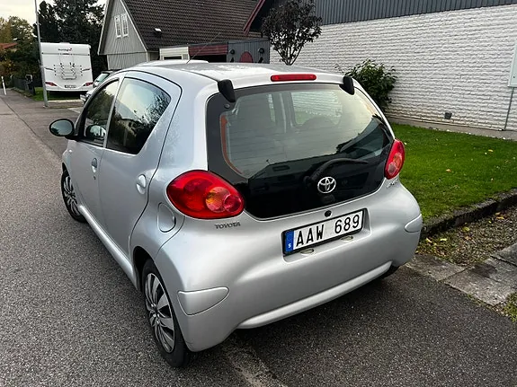 Toyota Aygo 2009 photo 5
