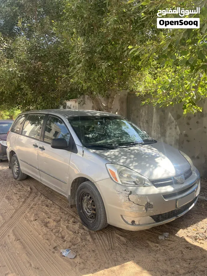 Toyota Sienna 2005 photo 4