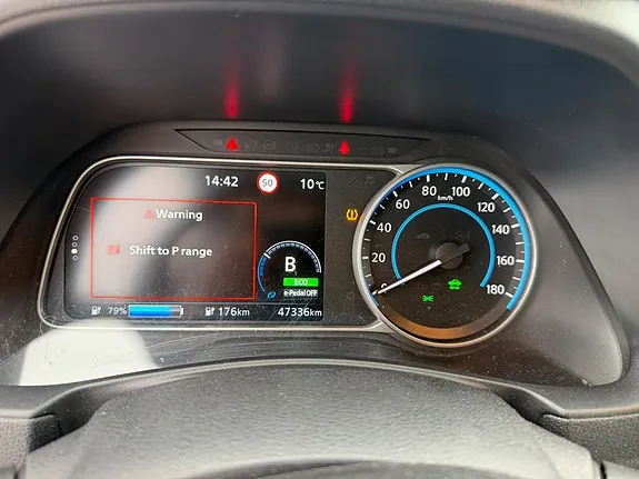 Nissan Leaf 2019 photo 4