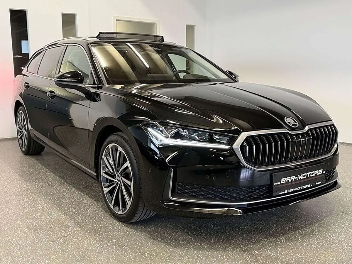Skoda Superb 2025 photo 3