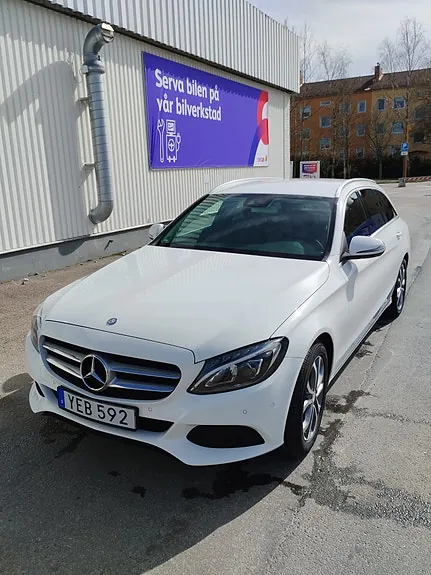 Mercedes-Benz C200