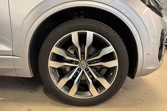 Volkswagen Touareg 2019 photo 4