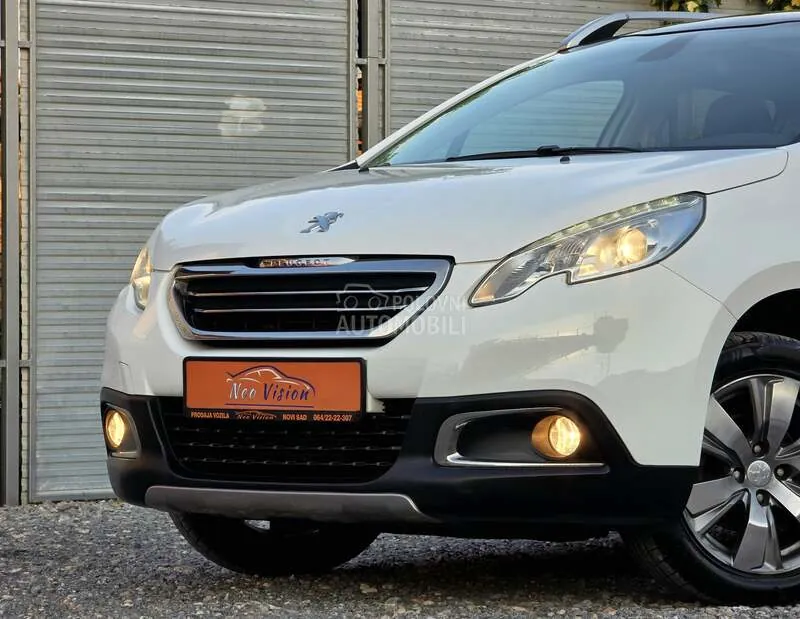 Peugeot 2008 2014 photo 2