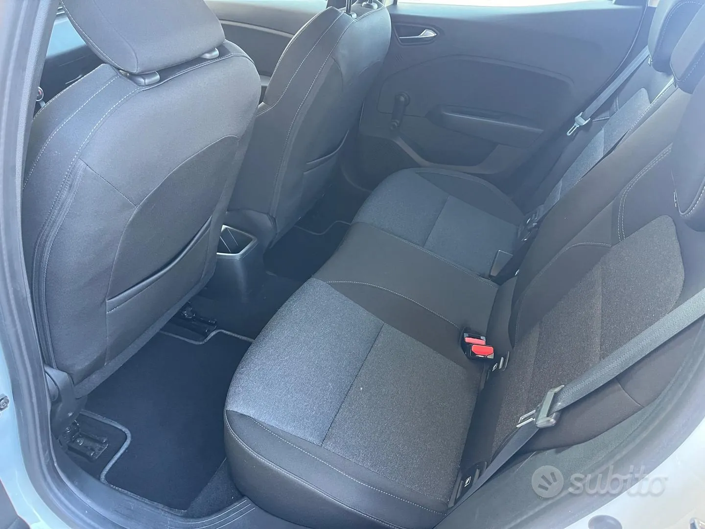 Renault Clio 2022 photo 4