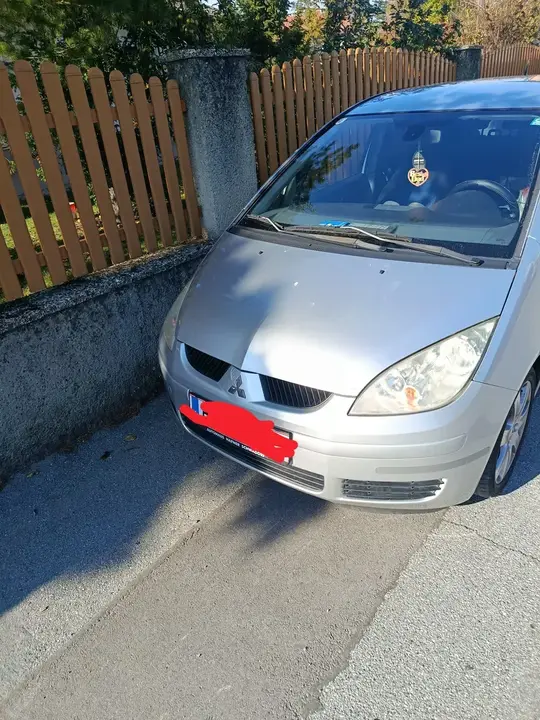 Mitsubishi Colt