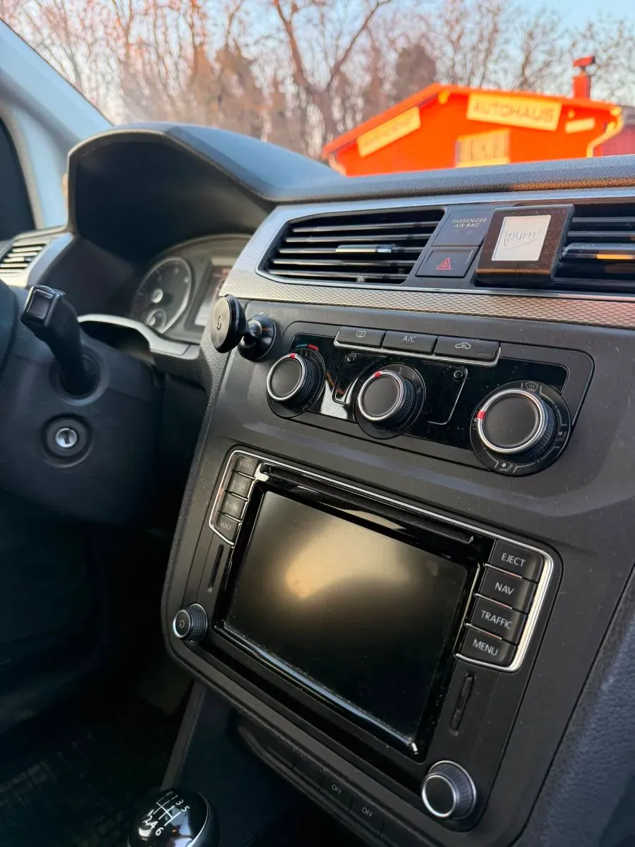 Volkswagen Caddy 2016 photo 2