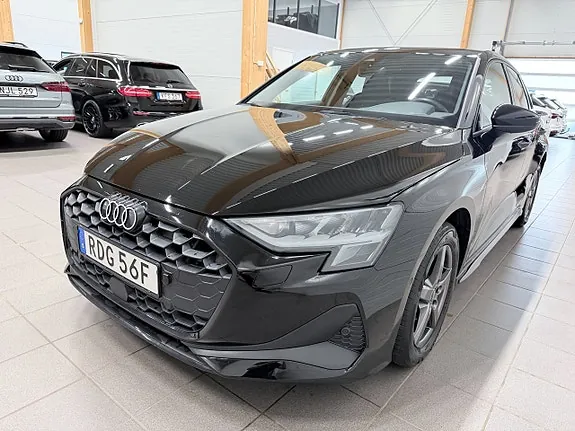 Audi A3 2025 photo 3