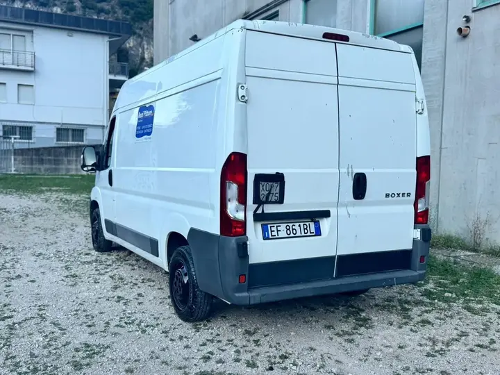 Peugeot Boxer 2010 photo 2