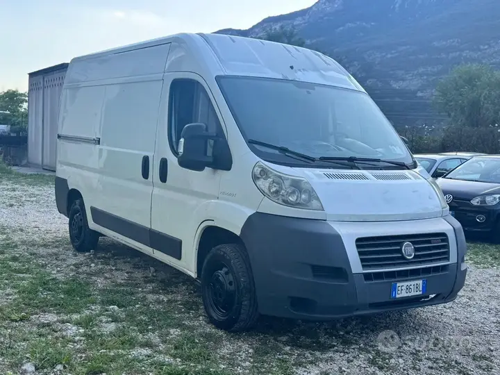 Peugeot Boxer 2010 photo 4