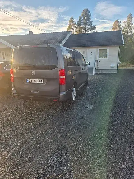 Peugeot Traveller 2019 photo 4