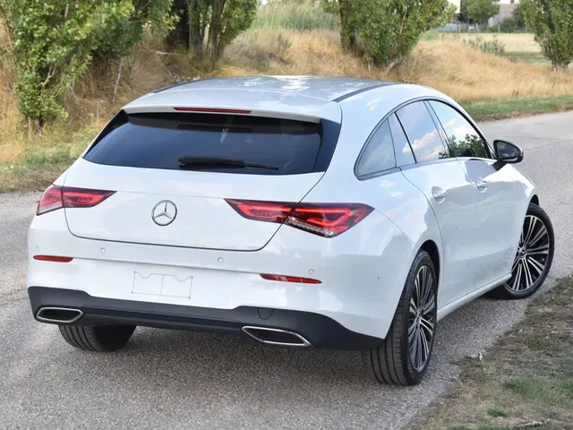 Mercedes-Benz Cla Shooting Brake 2023 photo 2