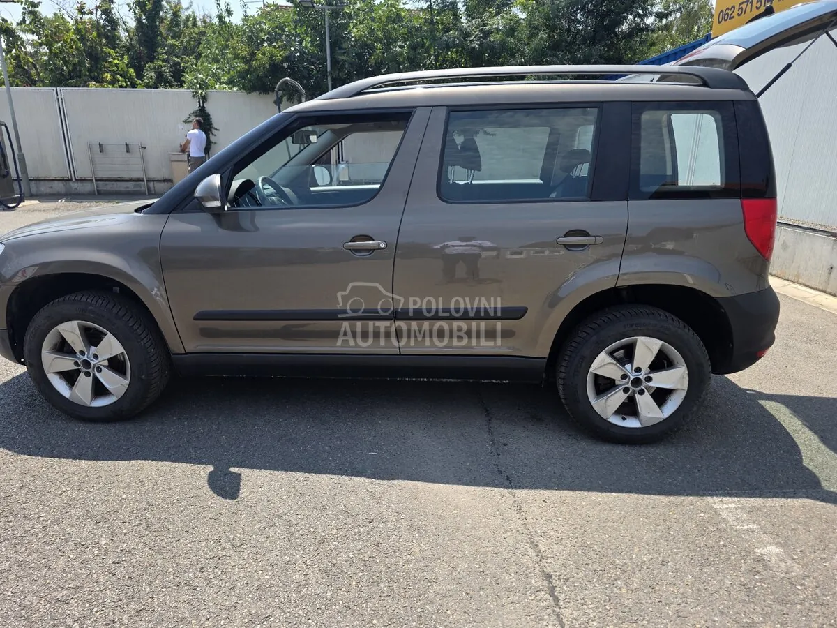 Skoda Yeti 2012 photo 3