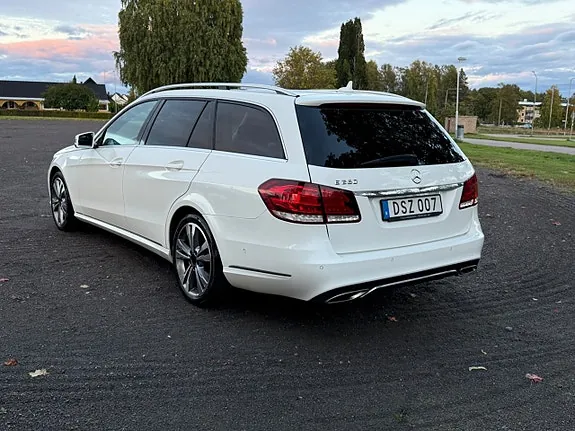 Mercedes-Benz E250 2015 photo 3