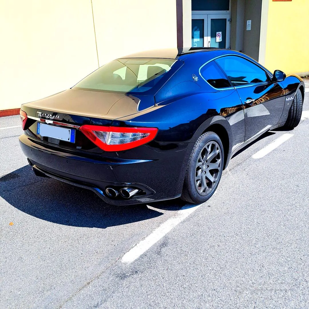 Maserati Granturismo 2009 photo 3