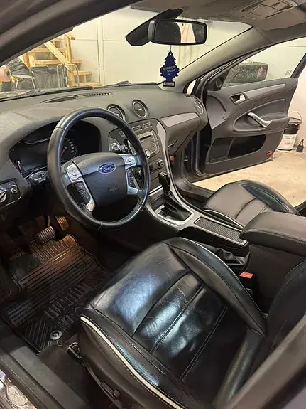 Ford Mondeo 2010 photo 4