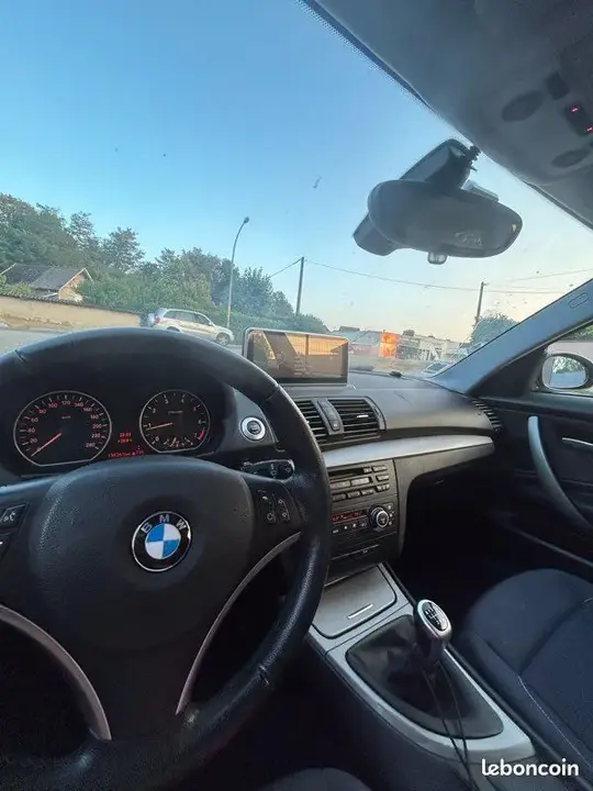 BMW 1 Series 2008 photo 3