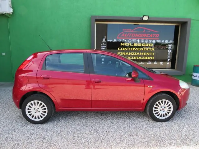 Fiat Grande Punto 2009 photo 5