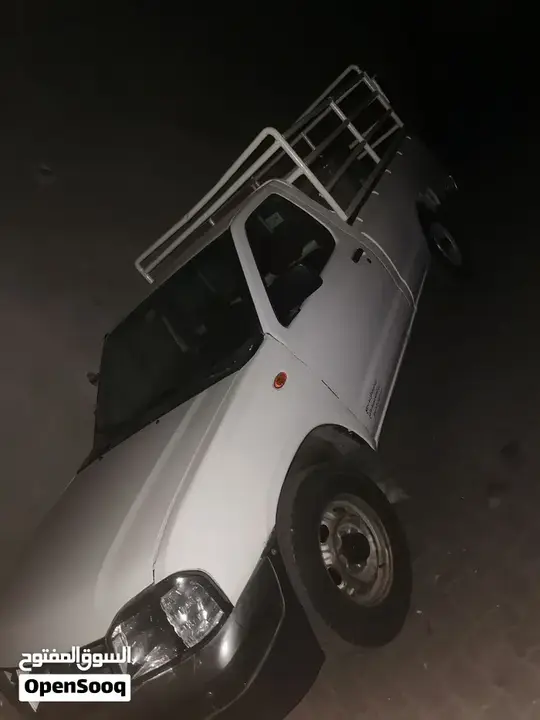 Nissan Pickup 2013 photo 2