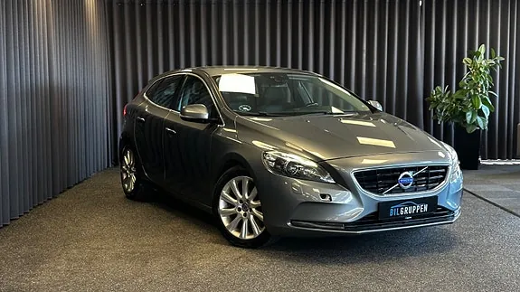 Volvo V40 2014 photo 2