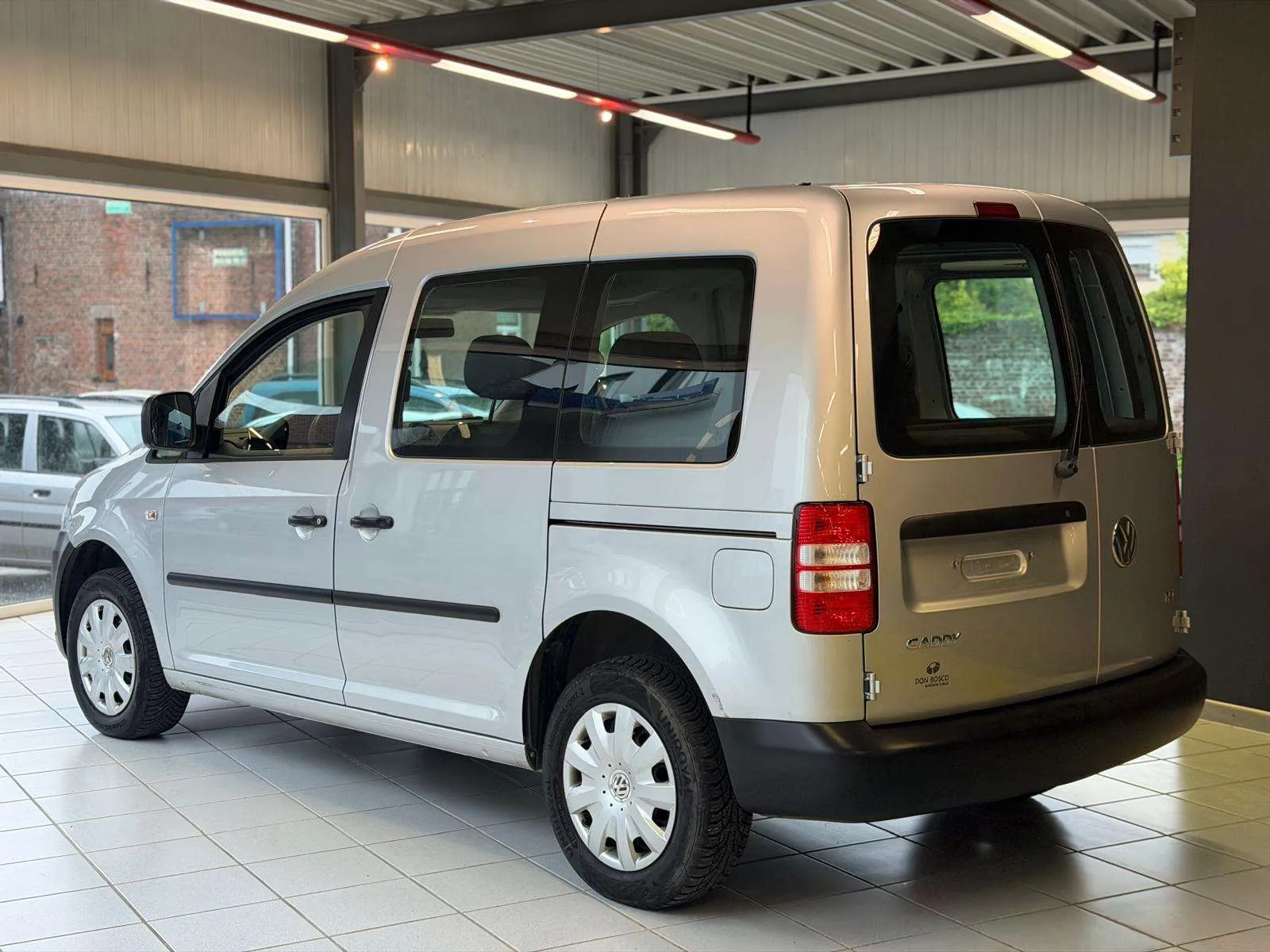 Volkswagen Caddy 2011 photo 3