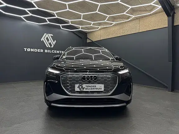 Audi Q4 E-Tron 2023 photo 5