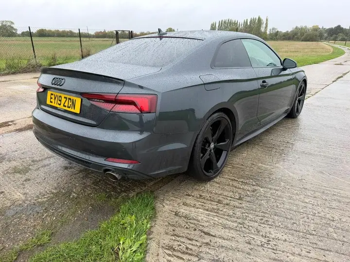 Audi A5 2019 photo 5