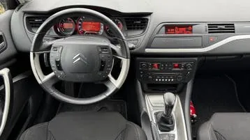 Citroen C5 2012 photo 2
