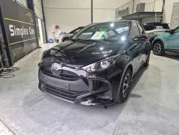 Toyota Yaris 2023 photo 2