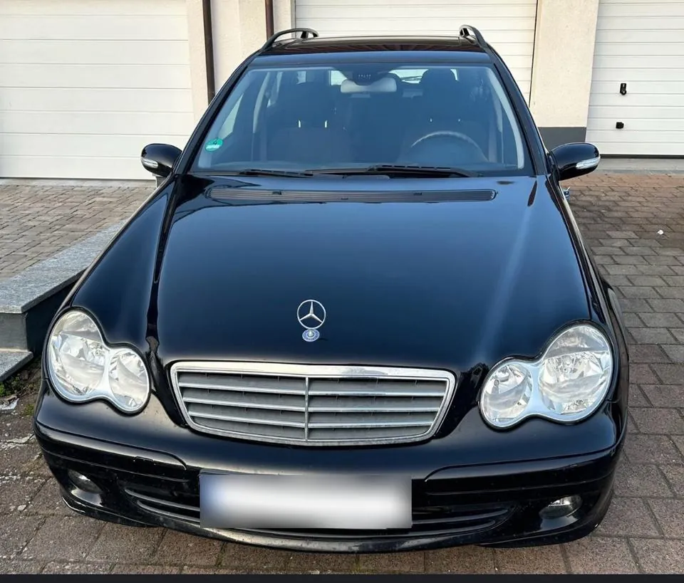 Mercedes-Benz C 180