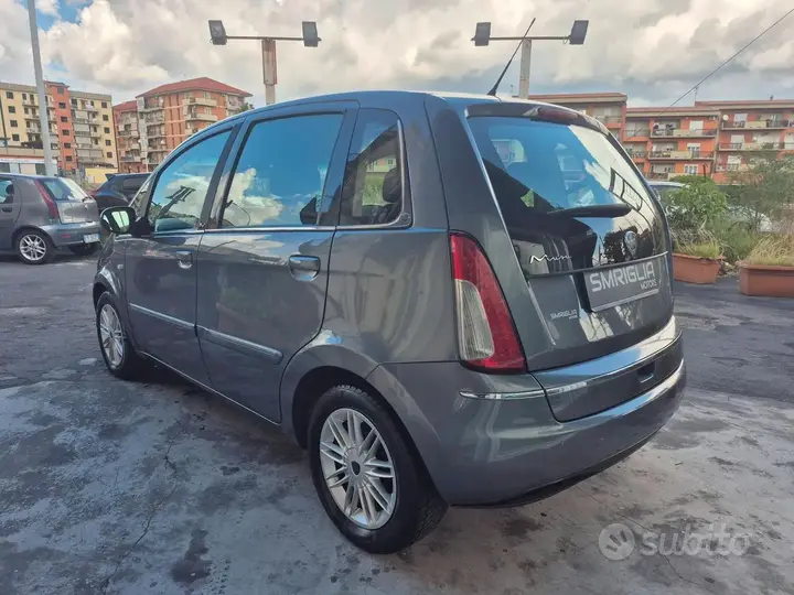 Lancia Musa 2011 photo 3