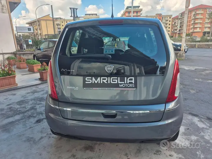 Lancia Musa 2011 photo 5