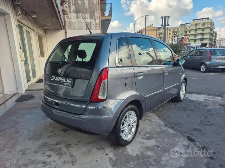 Lancia Musa 2011 photo 4