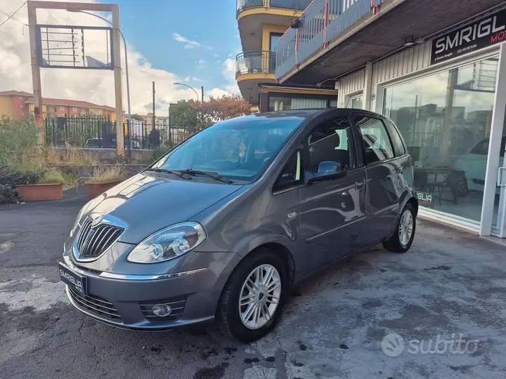 Lancia Musa 2011 photo 2