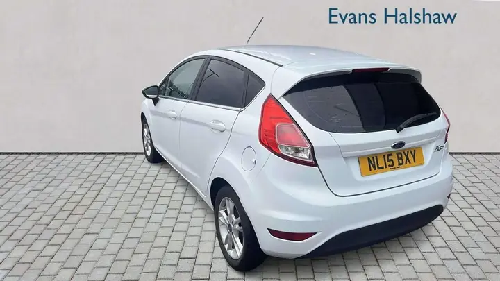 Ford Fiesta 2015 photo 5