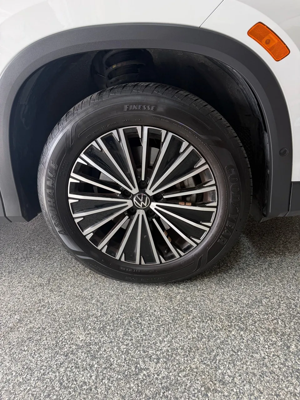 Volkswagen Tiguan 2026 photo 3